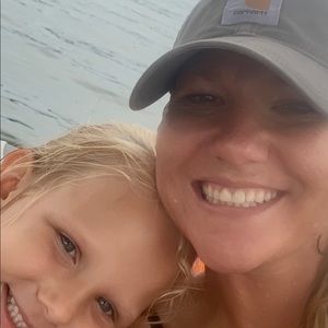 Meet your Posher, Allyson